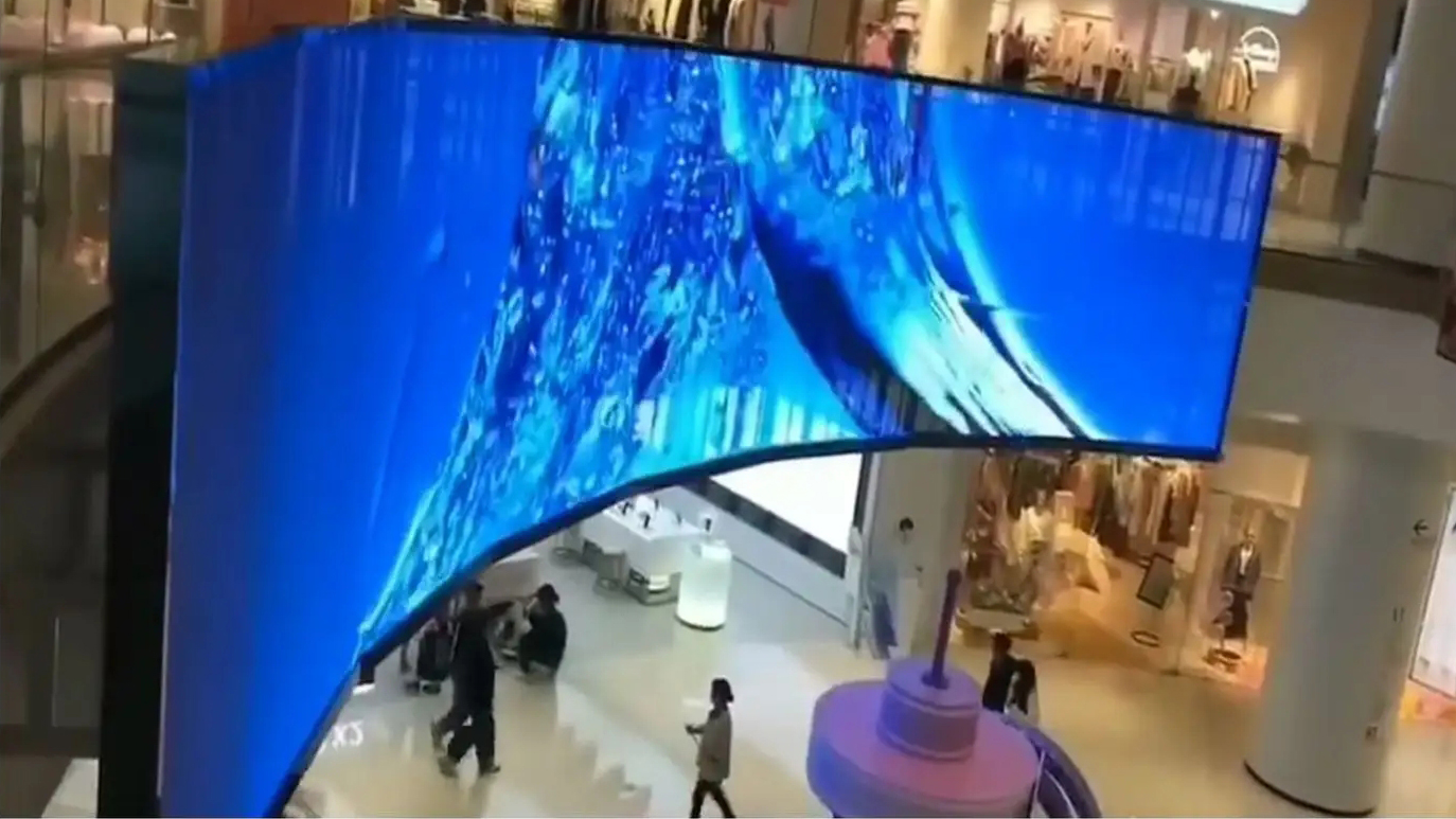 LED透明屏給你打造與眾不同的展示效果